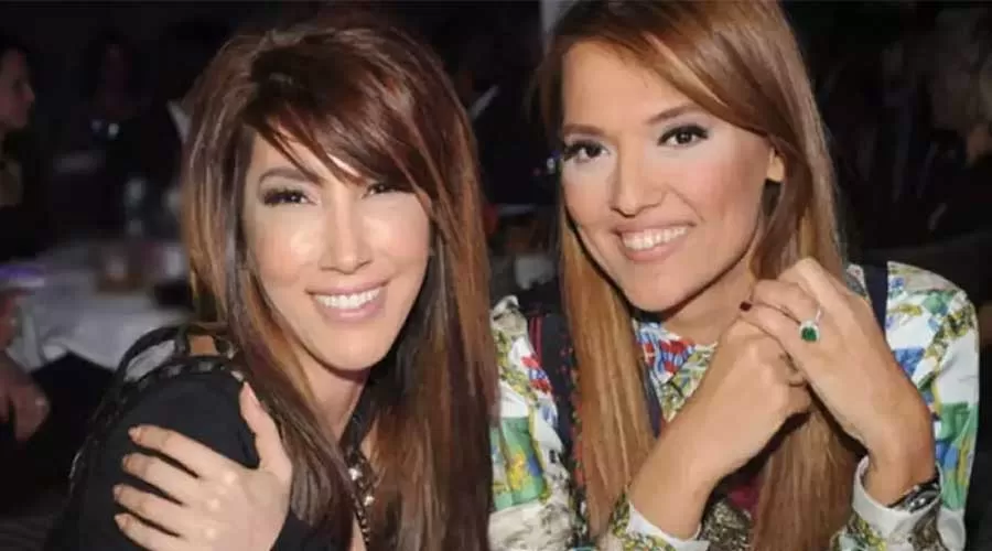 Demet Akalın, Hande Yener