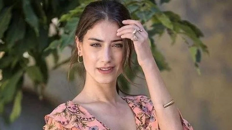 hazal kaya